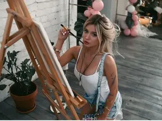 Shows AliceTobin
