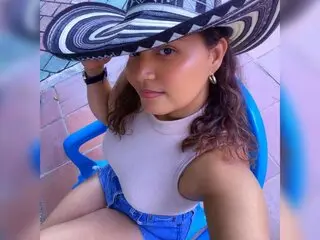 Shows LauraPhol
